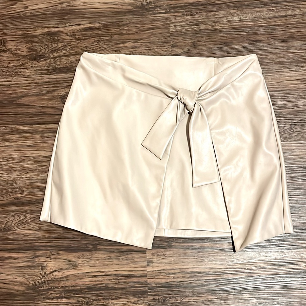 Mini leather skirt